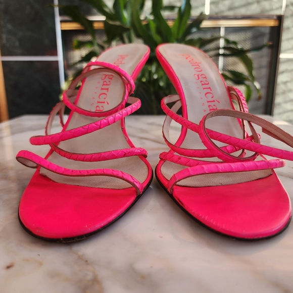 Pedro Garcia Bright Pink Strappy Heels, Sz 38 - Picture 4 of 15